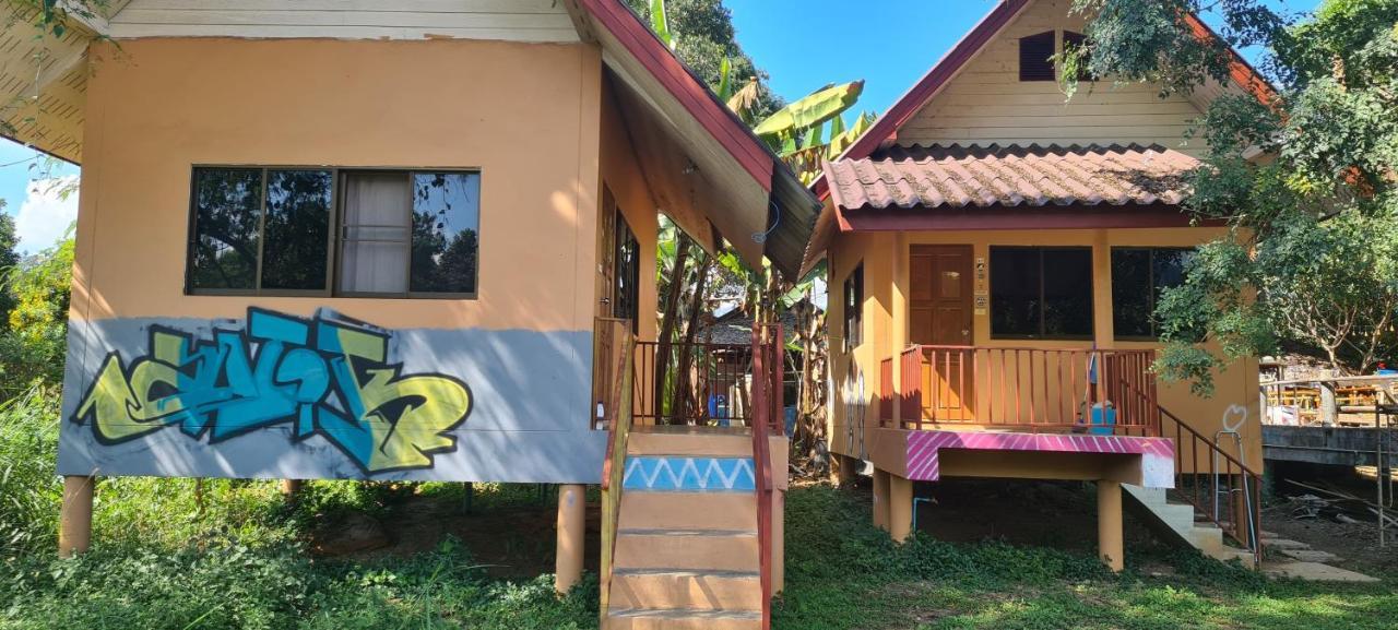 Pai River Jam Hostel & Campground Exterior photo